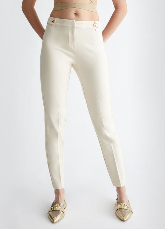 Pantaloni eleganti slim fit